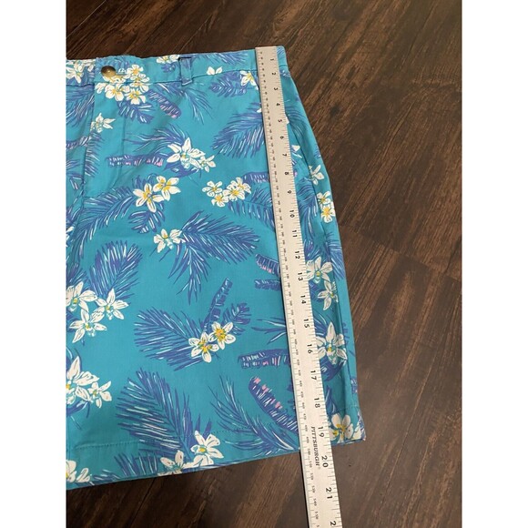 Vineyard Vines Men's 37 Breaker Shorts Palm Tree Pattern 8.5 inch Inseam Blue - Picture 8 of 10